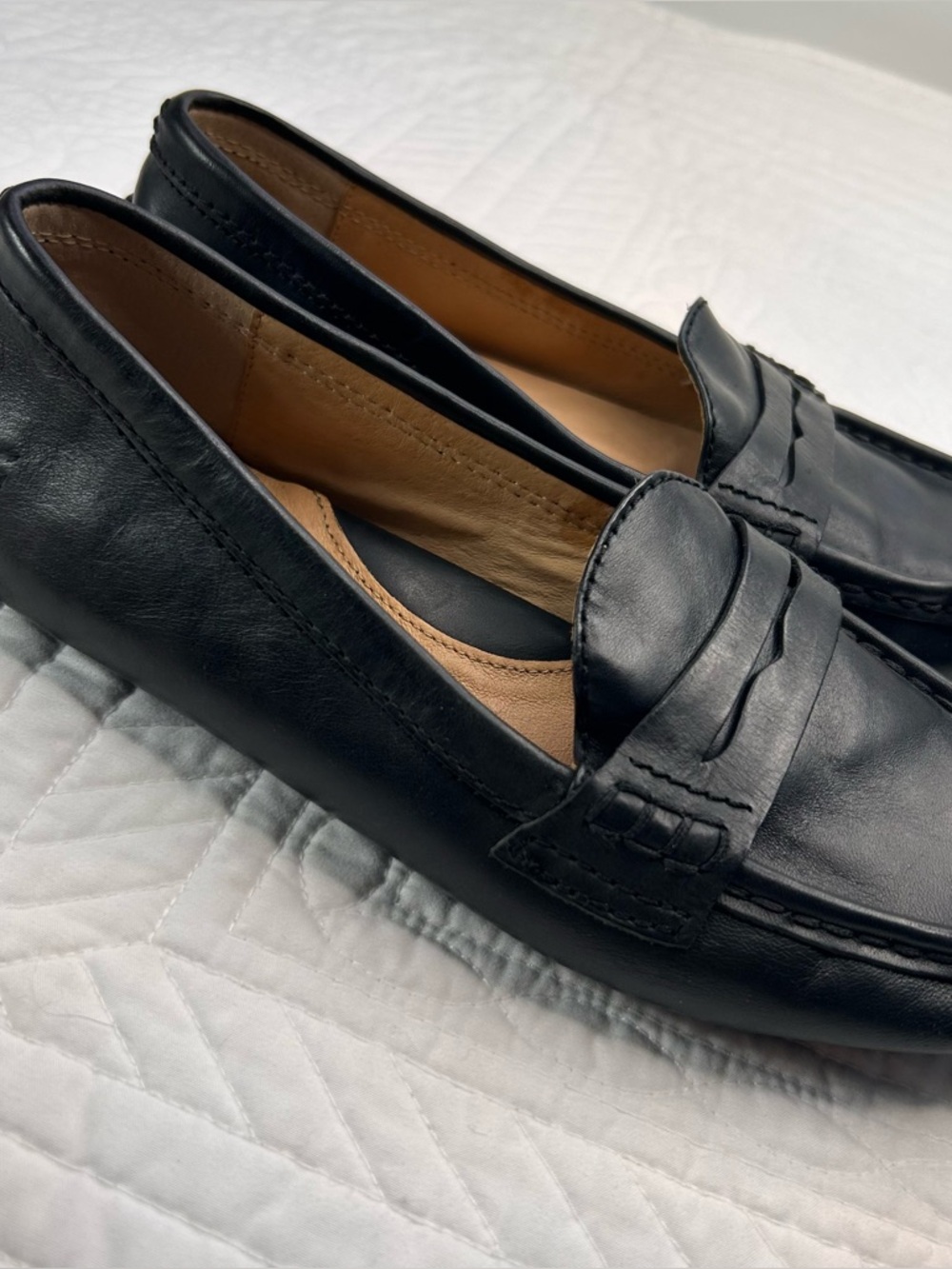 FRYE •8.5• Rebecca Black Leather Penny Loafer - Picture 2 of 8